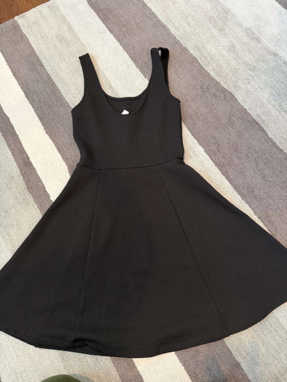 Divided H&M Junior A line pullover dress black sleeveless size 2